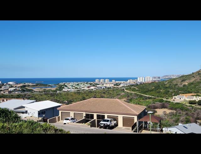827M² VACANT LAND FOR SALE IN ISLAND VIEW